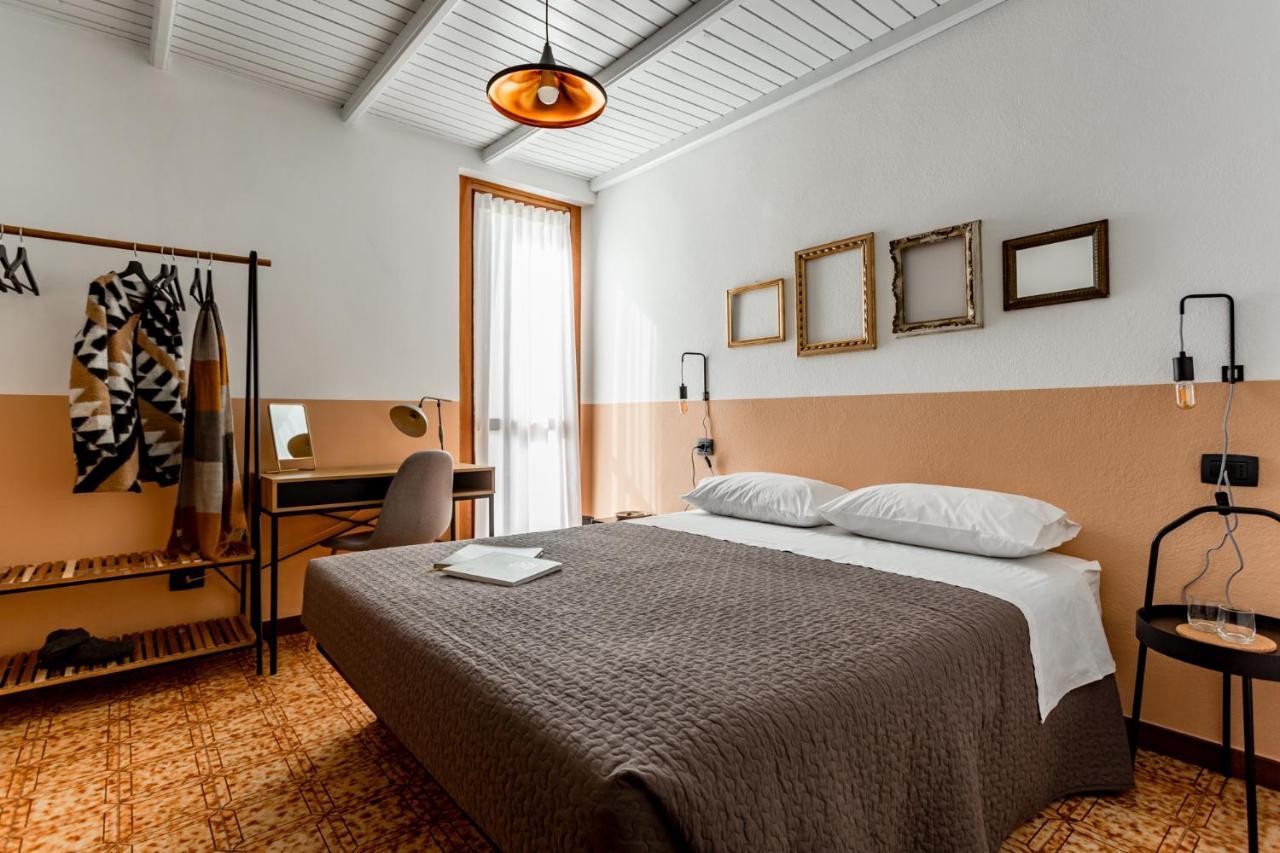 Ca' Marchesi Apartments Sernio Exteriör bild